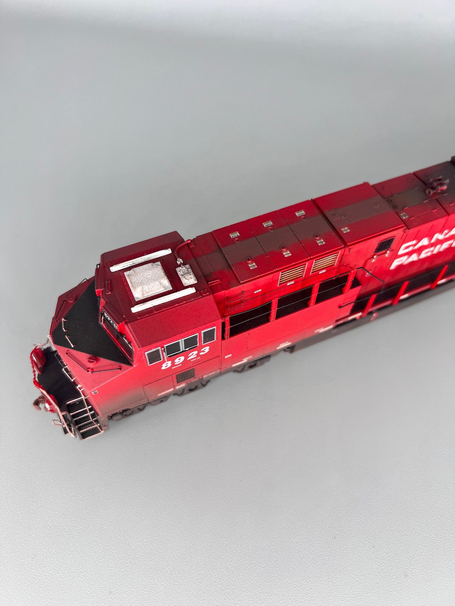 Scaletrains Rivet Counter Canadian Pacific ES44AC #8923 DCC & Sound