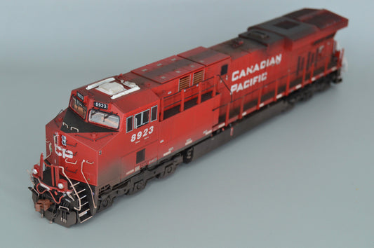 Scaletrains Rivet Counter Canadian Pacific ES44AC #8923 DCC & Sound