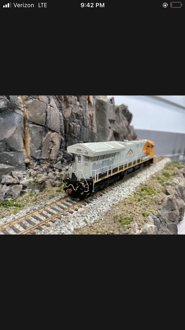Scaletrains Rivet Counter Navajo Mining ET44AH #2026 DCC Ready
