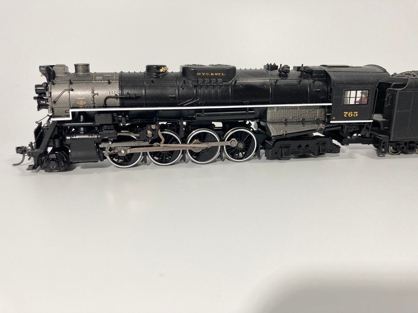M.T.H. Nickel Plate Road 2-8-4 S-2 Berkshire Steam Engine With Proto 3 Sound