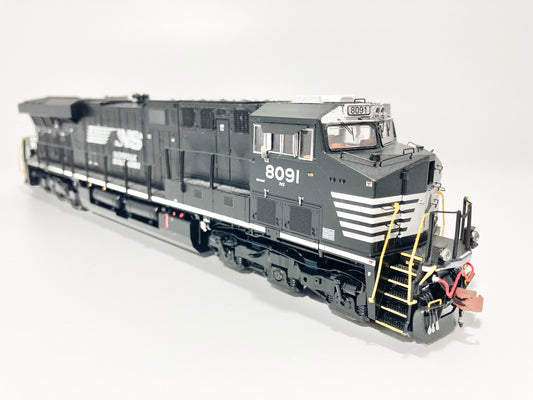 Scaletrains Rivet Counter Norfolk Southern ES44AC #8091 DCC & Sound