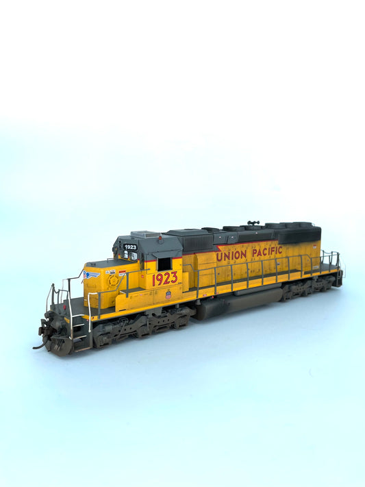 Athearn Ready To Roll Union Pacific SD40-2 #1923 DCC & Sound