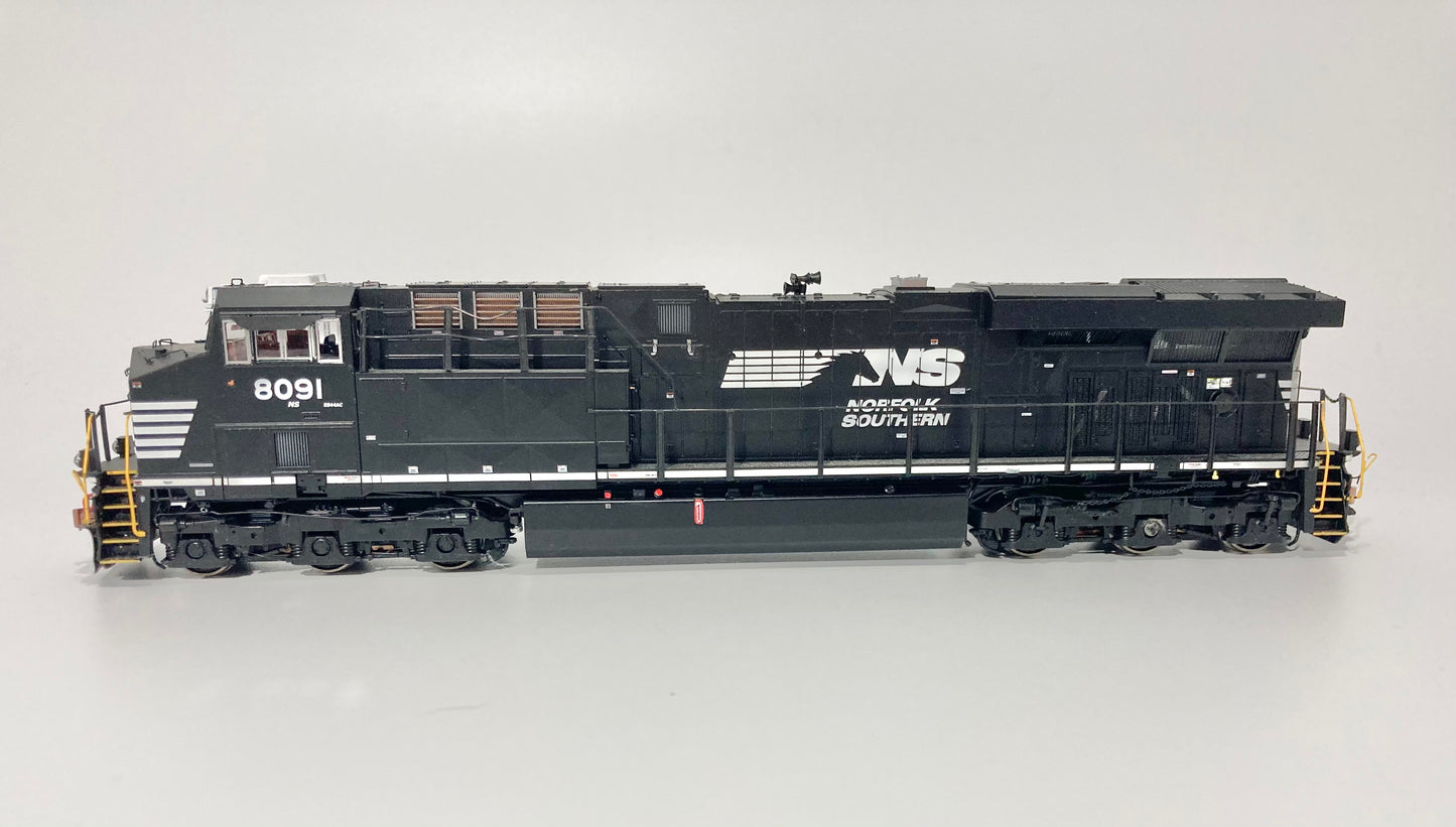 Scaletrains Rivet Counter Norfolk Southern ES44AC #8091 DCC & Sound