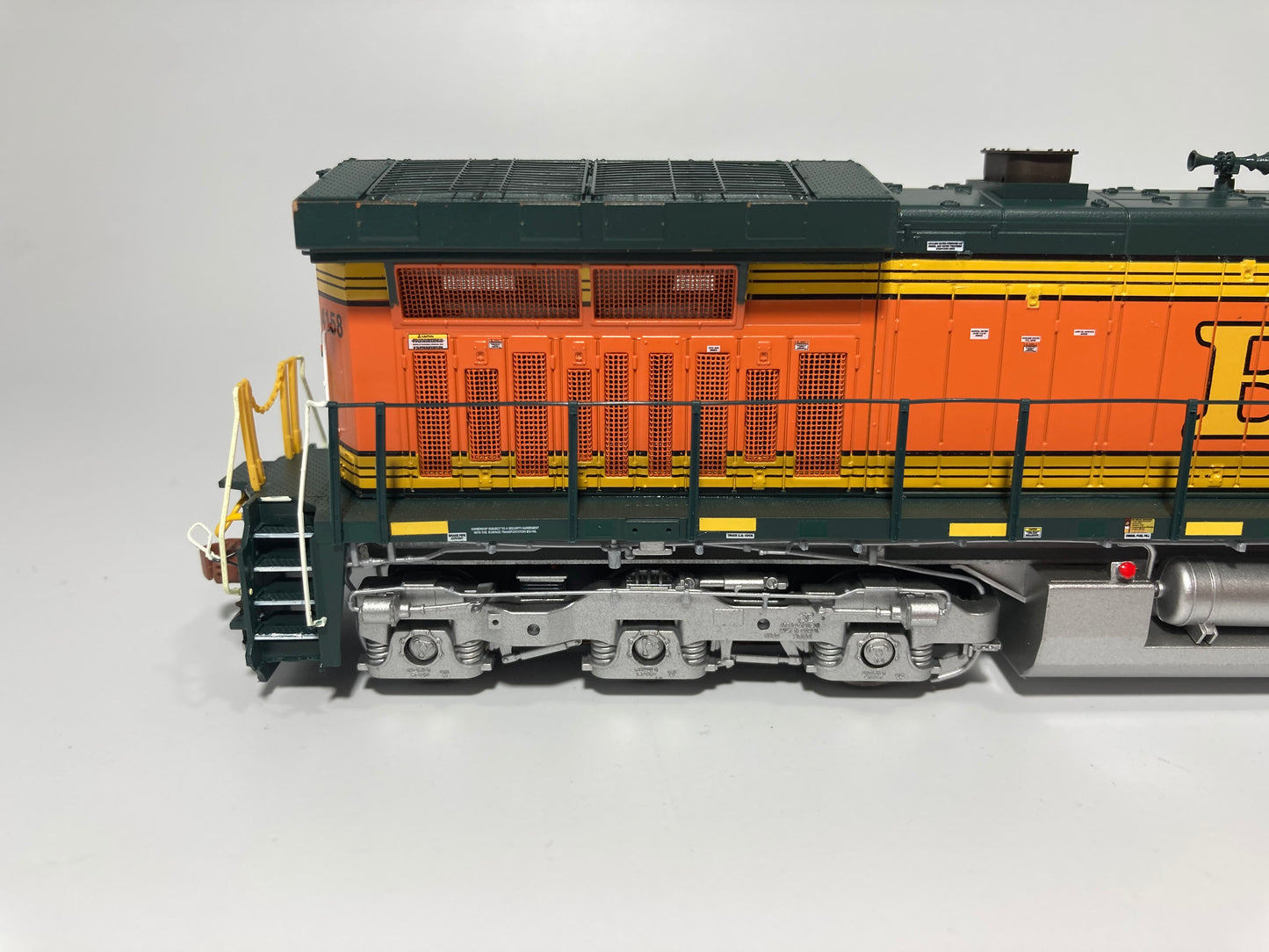 Scaletrains Rivet Counter BNSF C44-9W #4158 DCC & Sound