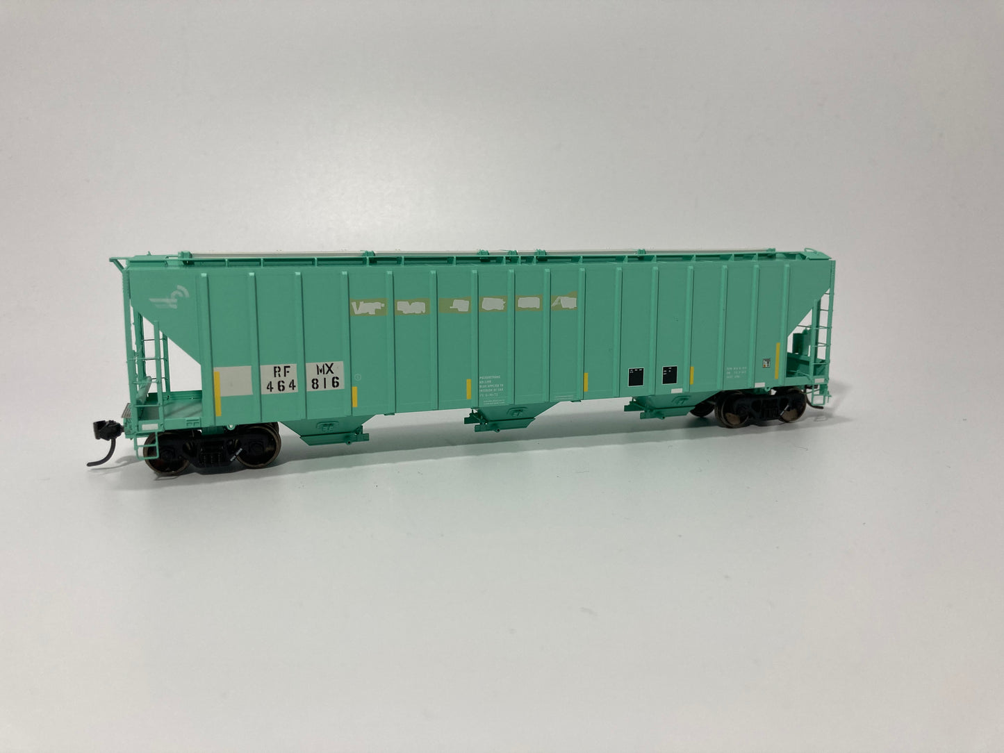 Scaletrains Rivet Counter RFMX Pullman-Standard PS-2CD Covered Hopper #464816