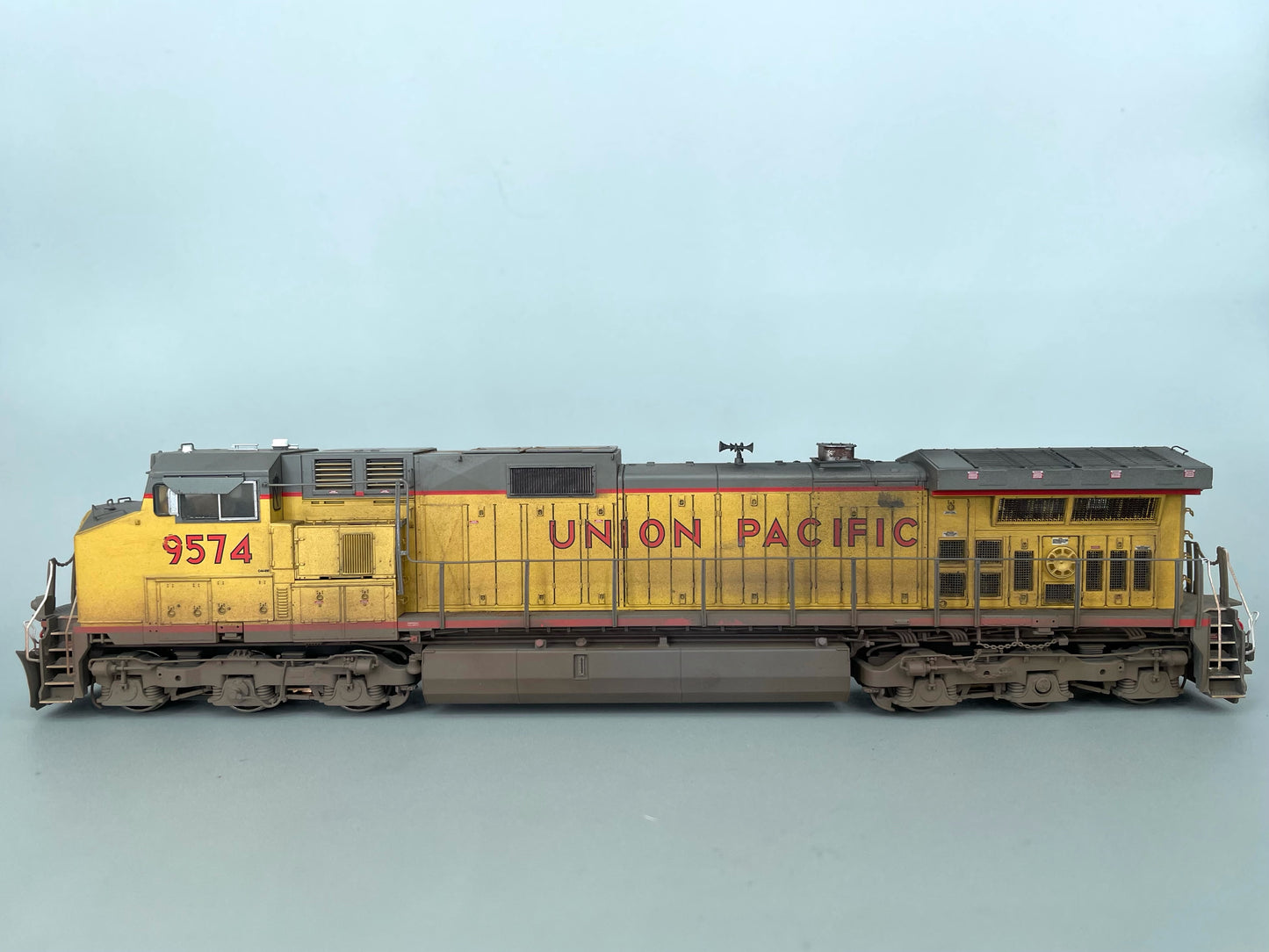 Scaletrains Rivet Counter Union Pacific C44-9W #9574 DCC & Sound
