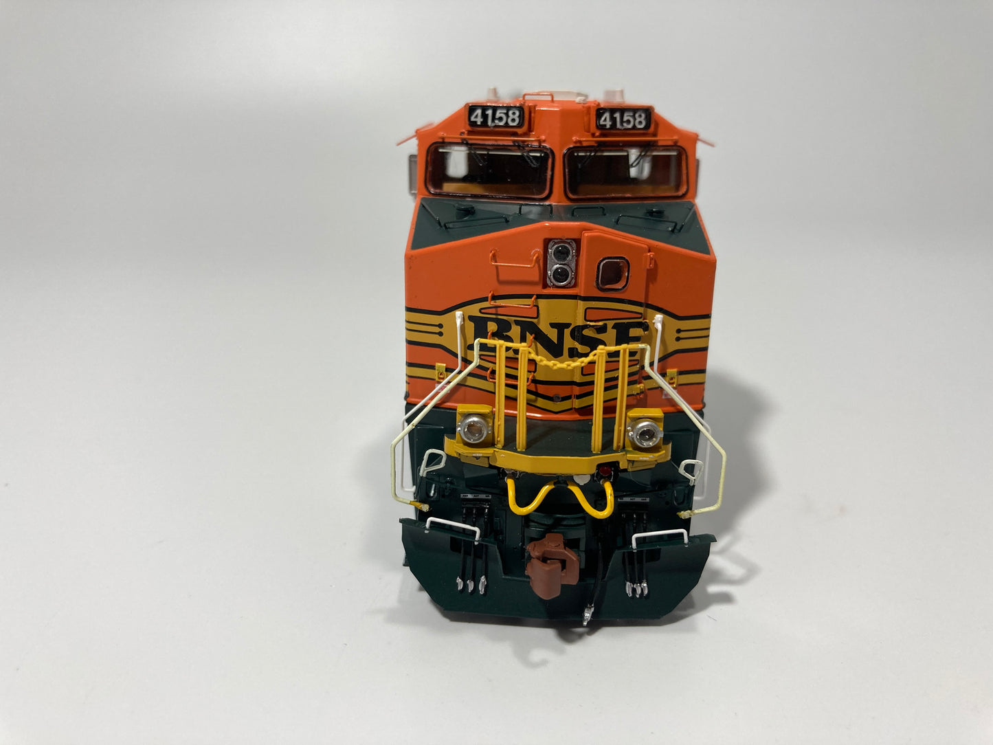 Scaletrains Rivet Counter BNSF C44-9W #4158 DCC & Sound