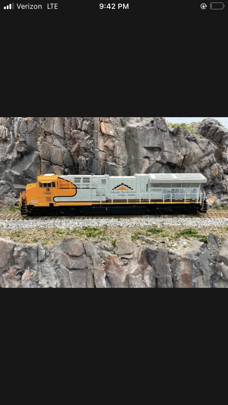 Scaletrains Rivet Counter Navajo Mining ET44AH #2026 DCC Ready