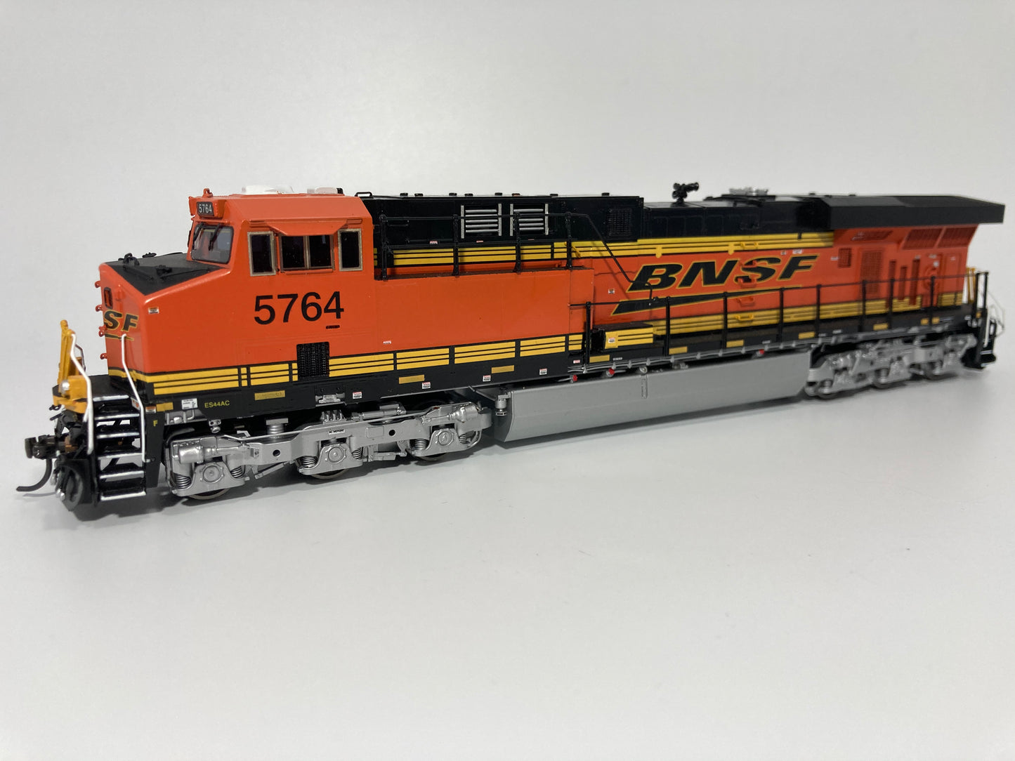 Overland Models Brass BNSF ES44AC #5764 DCC & Sound