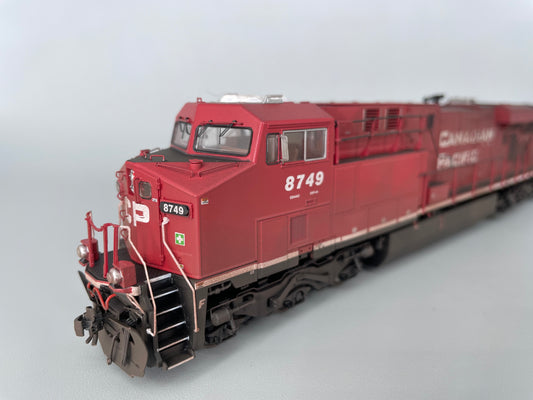 Athearn Genesis Canadian Pacific ES44AC #8749 DCC & Sound