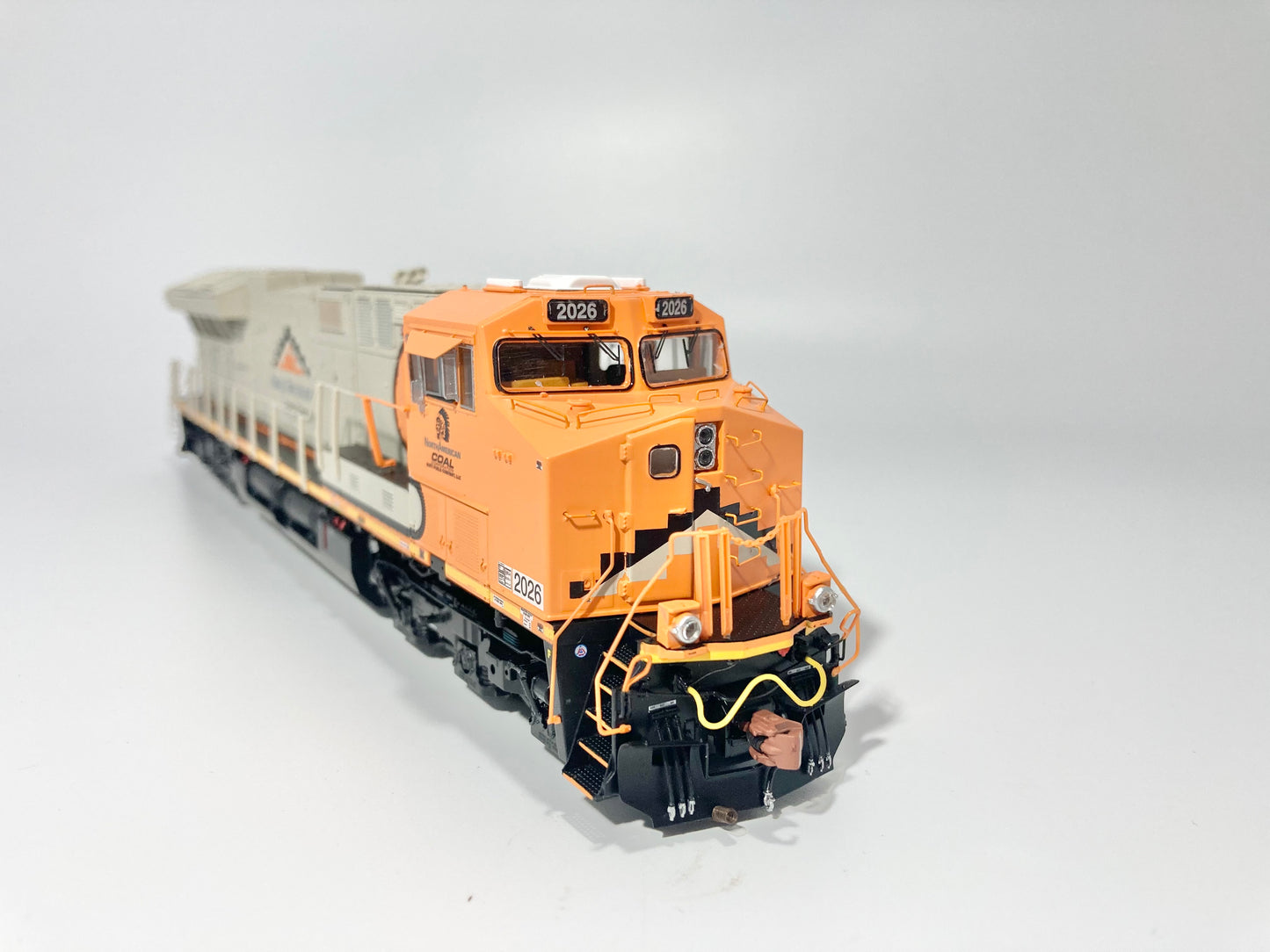 Scaletrains Rivet Counter Navajo Mining ET44AH #2026 DCC Ready