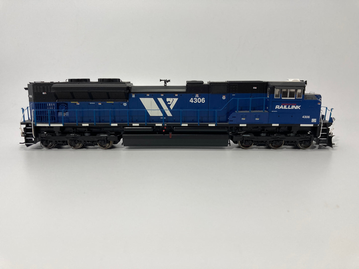 Athearn Genesis Montana Rail Link SD70ACe #4306 DCC Ready