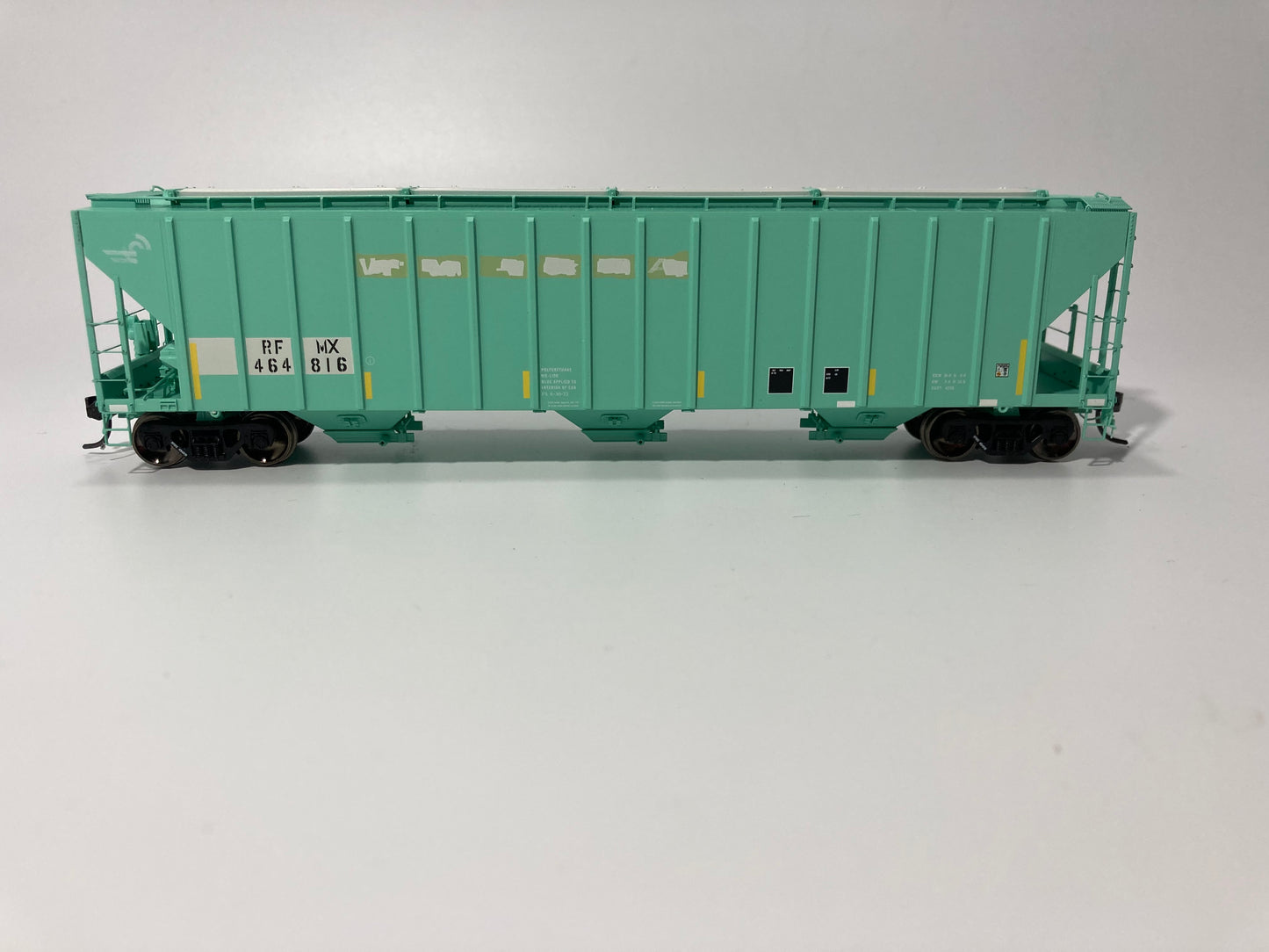 Scaletrains Rivet Counter RFMX Pullman-Standard PS-2CD Covered Hopper #464816