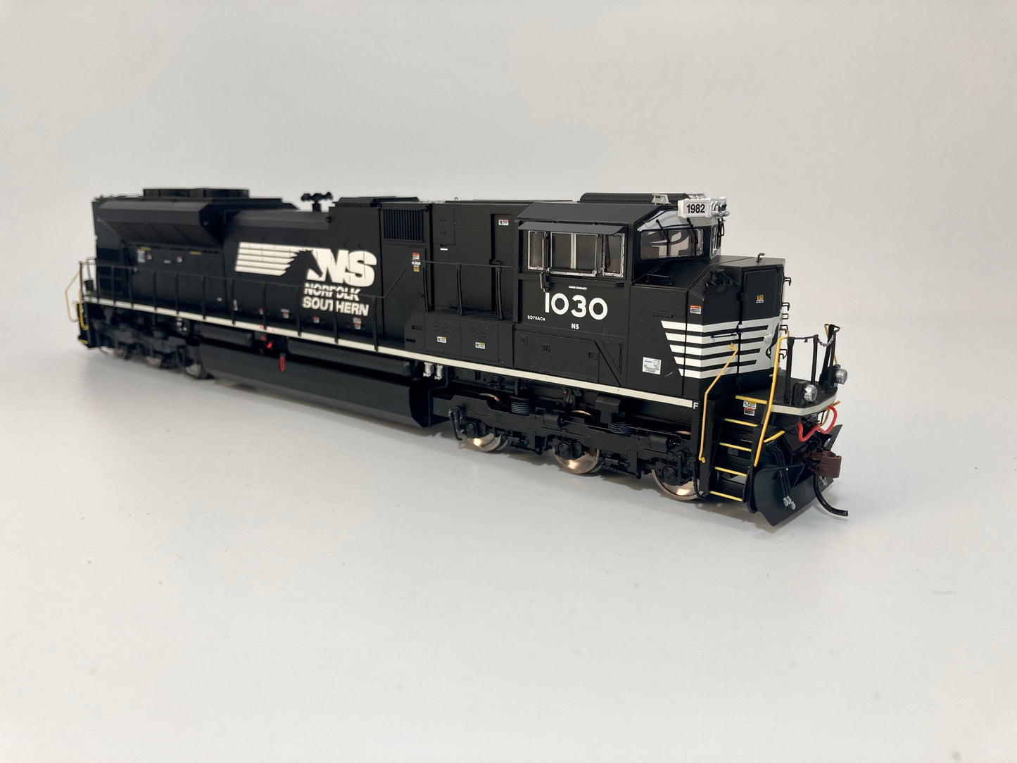 Athearn Genesis Norfolk Southern 30th Anniversary Heritage SD70ACe #1030 DCC & Sound