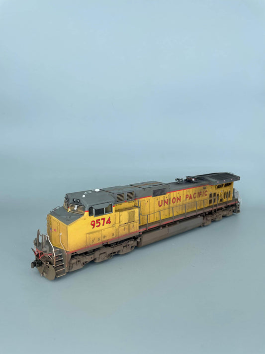 Scaletrains Rivet Counter Union Pacific C44-9W #9574 DCC & Sound